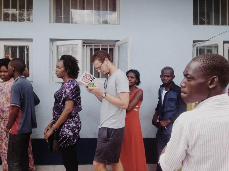 pic of me : alex in malawi border queue